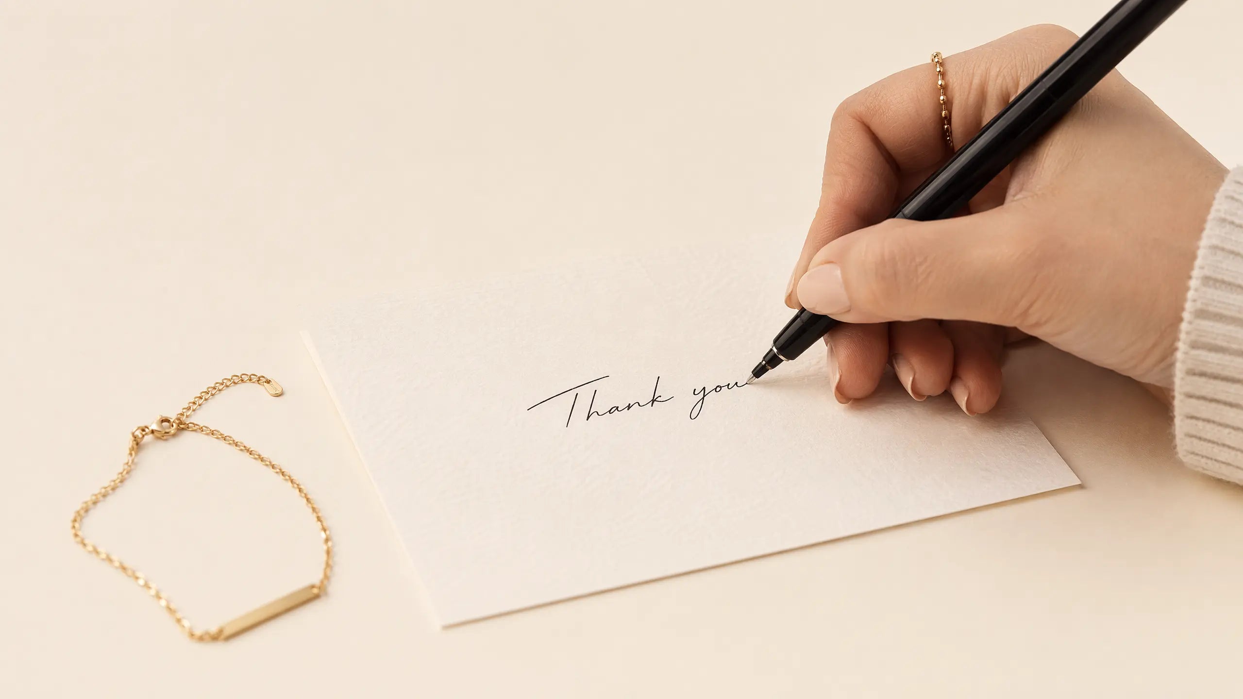 Choosing Modern Luxury Jewelry Gifts They Will Actually Wear