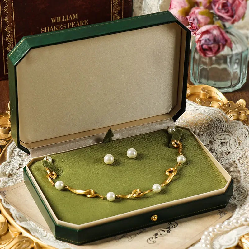 Vintage Forest Green Jewelry Box | Velvet Interior Octagon Gift Box — 5 Sizes